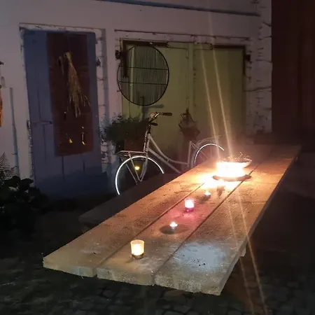 Bett im Heu auf Bauernhof Gemeinschaftsbad Schlafsäcke Hausbreitenbach Exterior foto